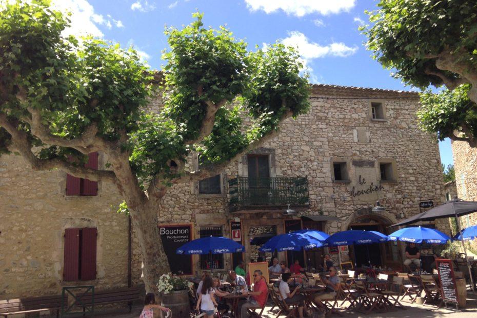 Das Dorf Aiguèze, Südfrankreich, Departement Ardèche