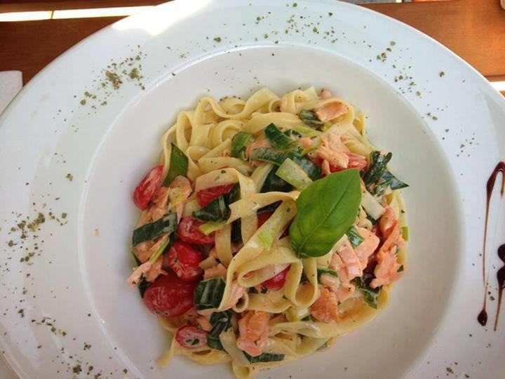 Tagliatelle mit Lachs